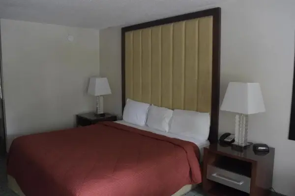 Landmark Inn Main image